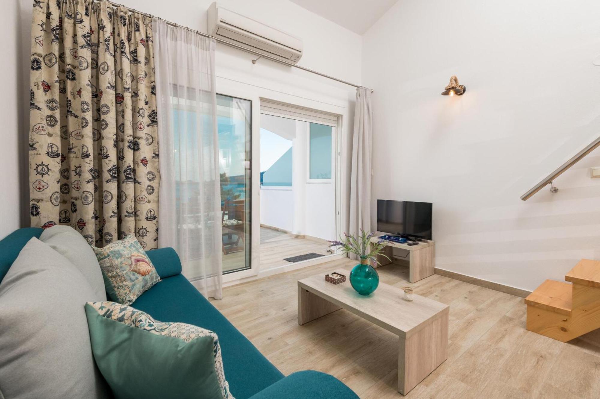 Artemis Beach Apartments Chrisi Ammoudia Exterior foto